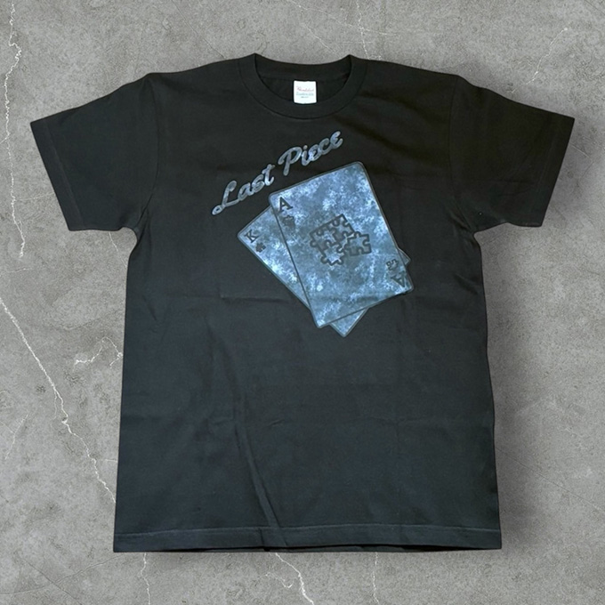 black T-shirt